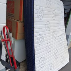 King Size Mattress And Box spring 
