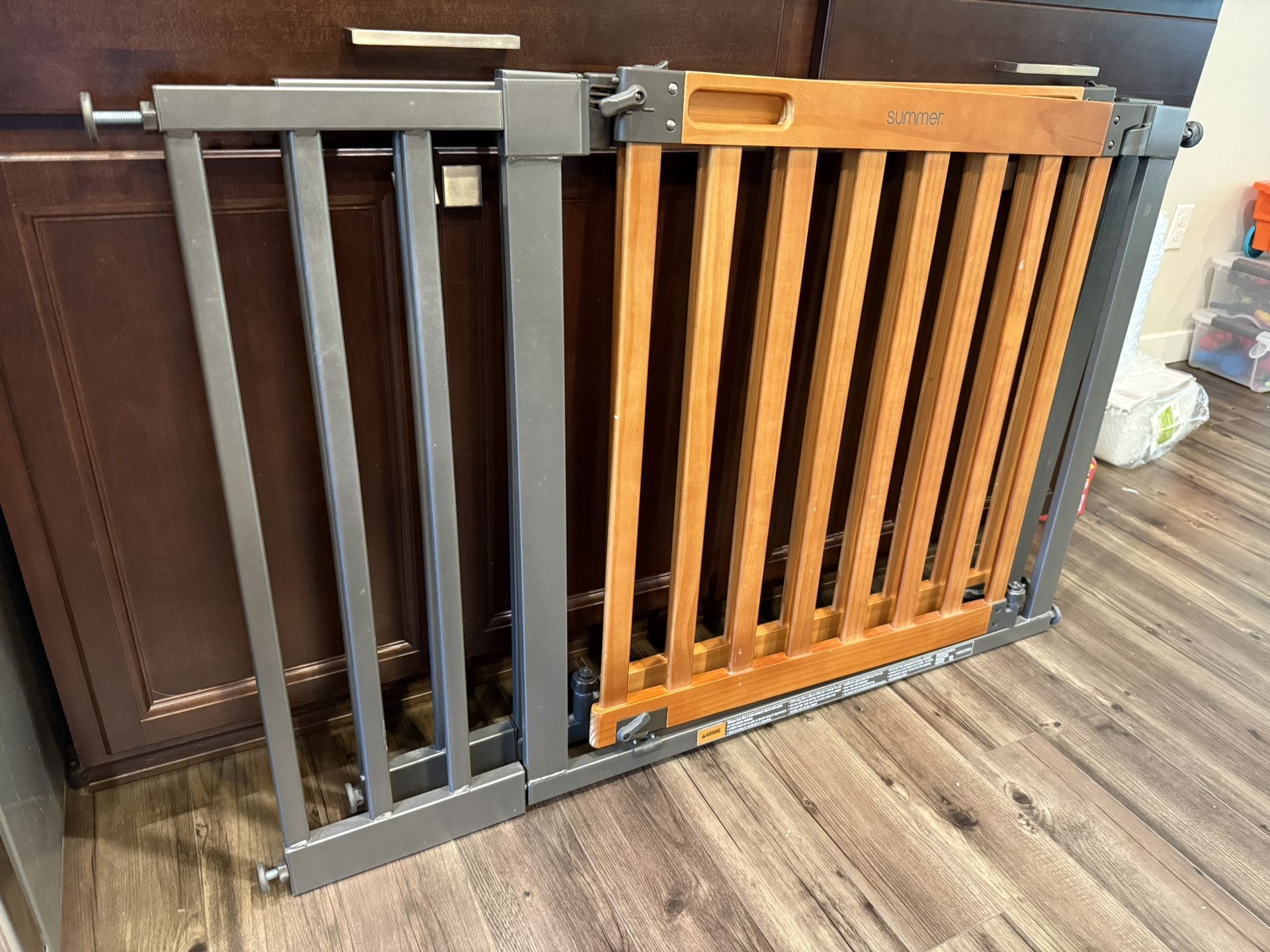 Pet Gate/ Baby Gate