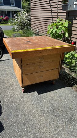 Assembly Table- Woodworking 
