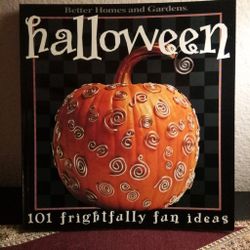 Book: Halloween 101 Frightfully Fun Ideas BETTER HOMES & GARDENS