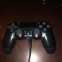 PS4 Controller 