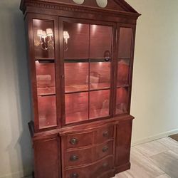 Lighted Display Cabinet