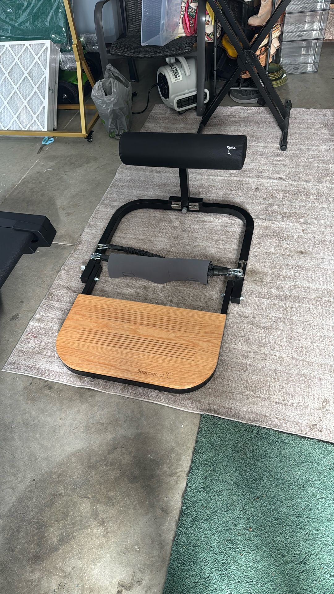 Booty Sprout Weight Lifting Machine
