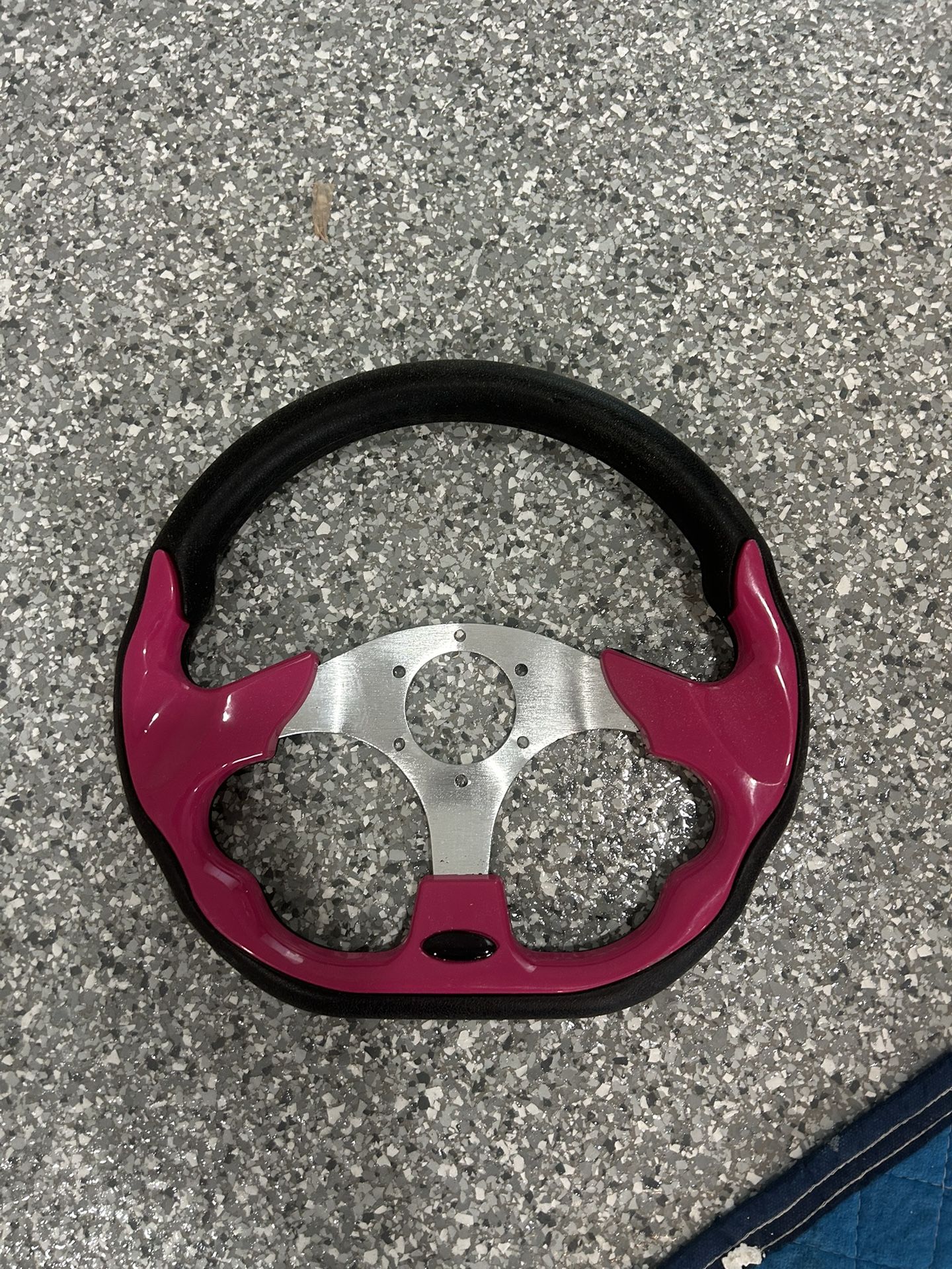 pink steering wheel