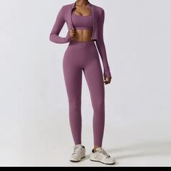 2 Gym Sets Women For $40