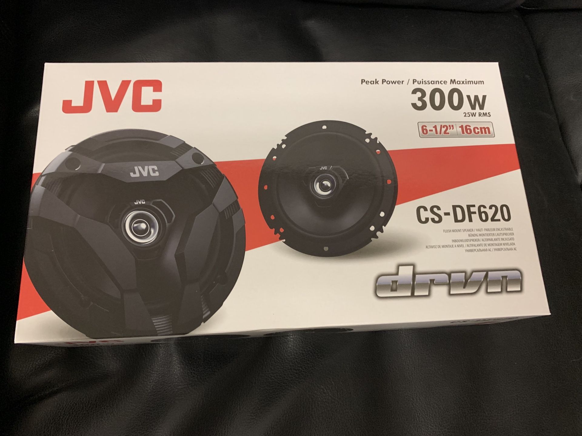 Jvc car audio . 6.5 inch car stereo speakers 300 watts . New