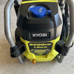 RYOBI 2000 PSI Pressure Washer