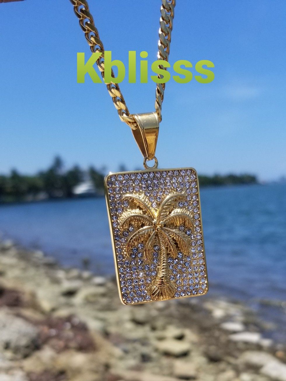 🏖🏖🏖14k Gold Plated Miami Cuban Link Chain w Iced Out Pendant