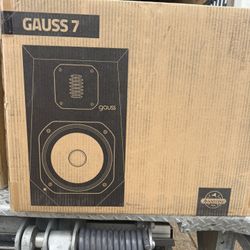 Avantone Pro Gauss 7 2-Way Active Studio Monitors