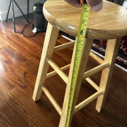 24” Natural Counter Stool