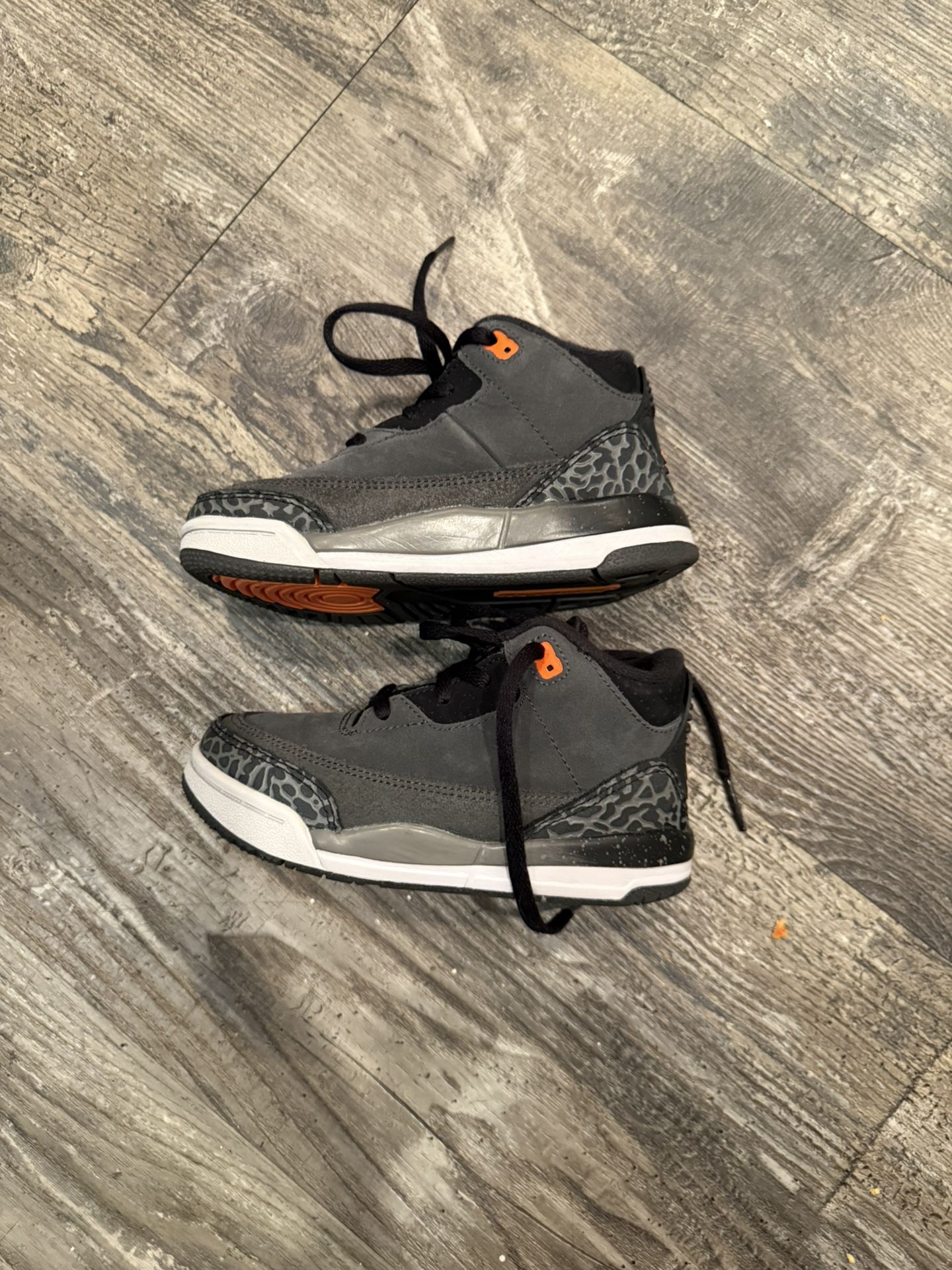 Jordan 3 Retro Fear Pack