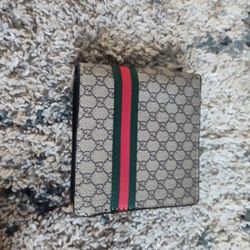 Brand New Gucci Wallet 