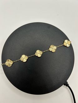 BRAND NEW 14KY Large Gold Clover Bracelet