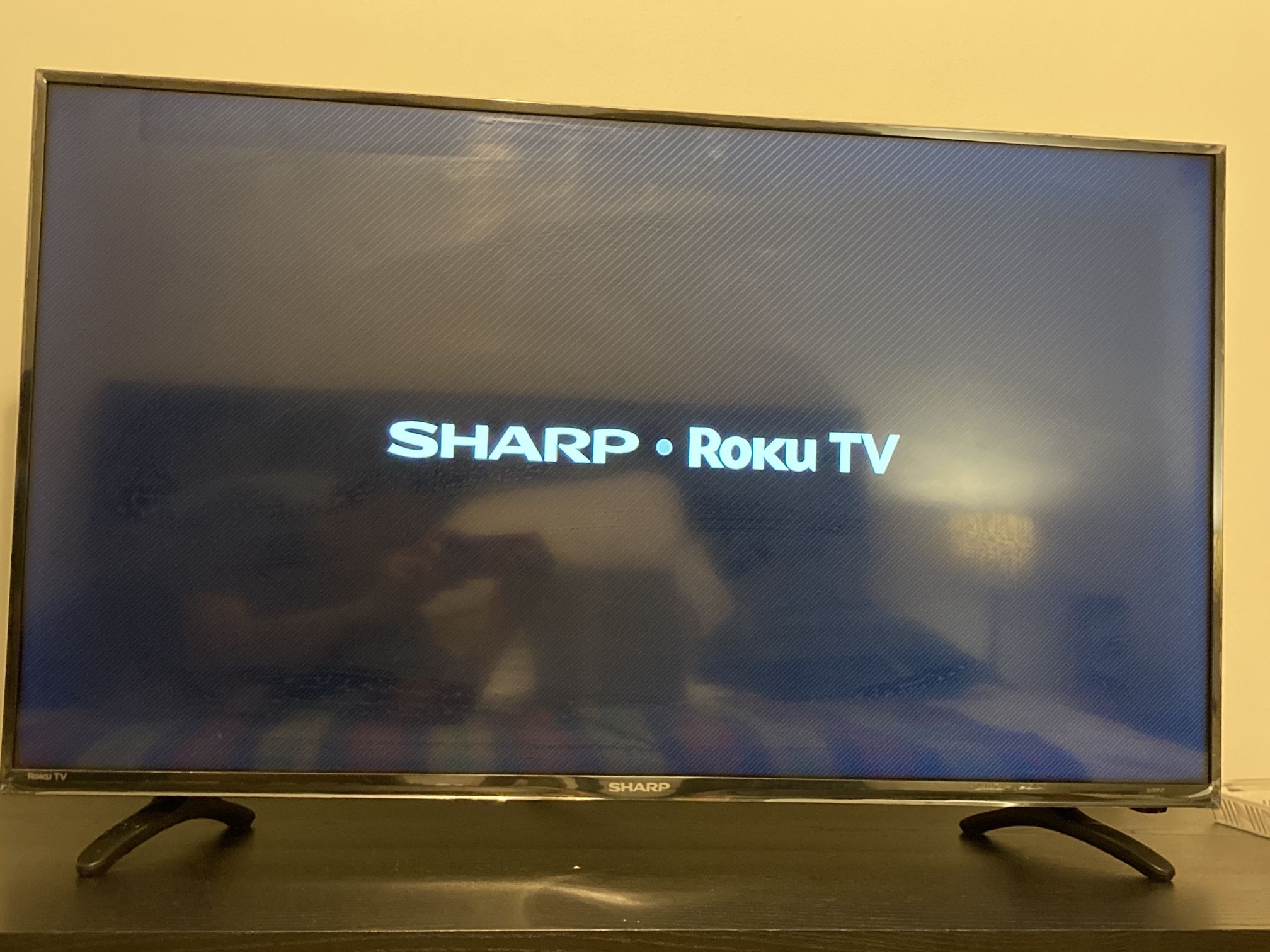 早期売り出し希望】SHARP RokuTV ﾓﾃﾞﾙ:LC-40LB601U Sharp LC 40LB601U