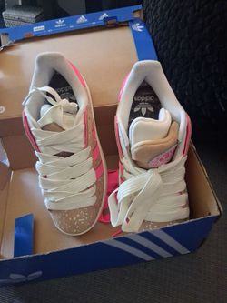 Campus OOS Double W