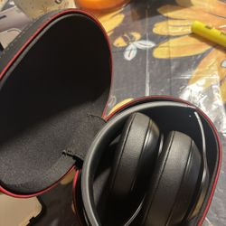 Beats Studio 3 Headphones- Noise Cancellation 