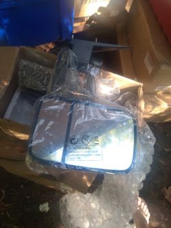 Tons Of Headlights And Various  Automotive Mirrors  