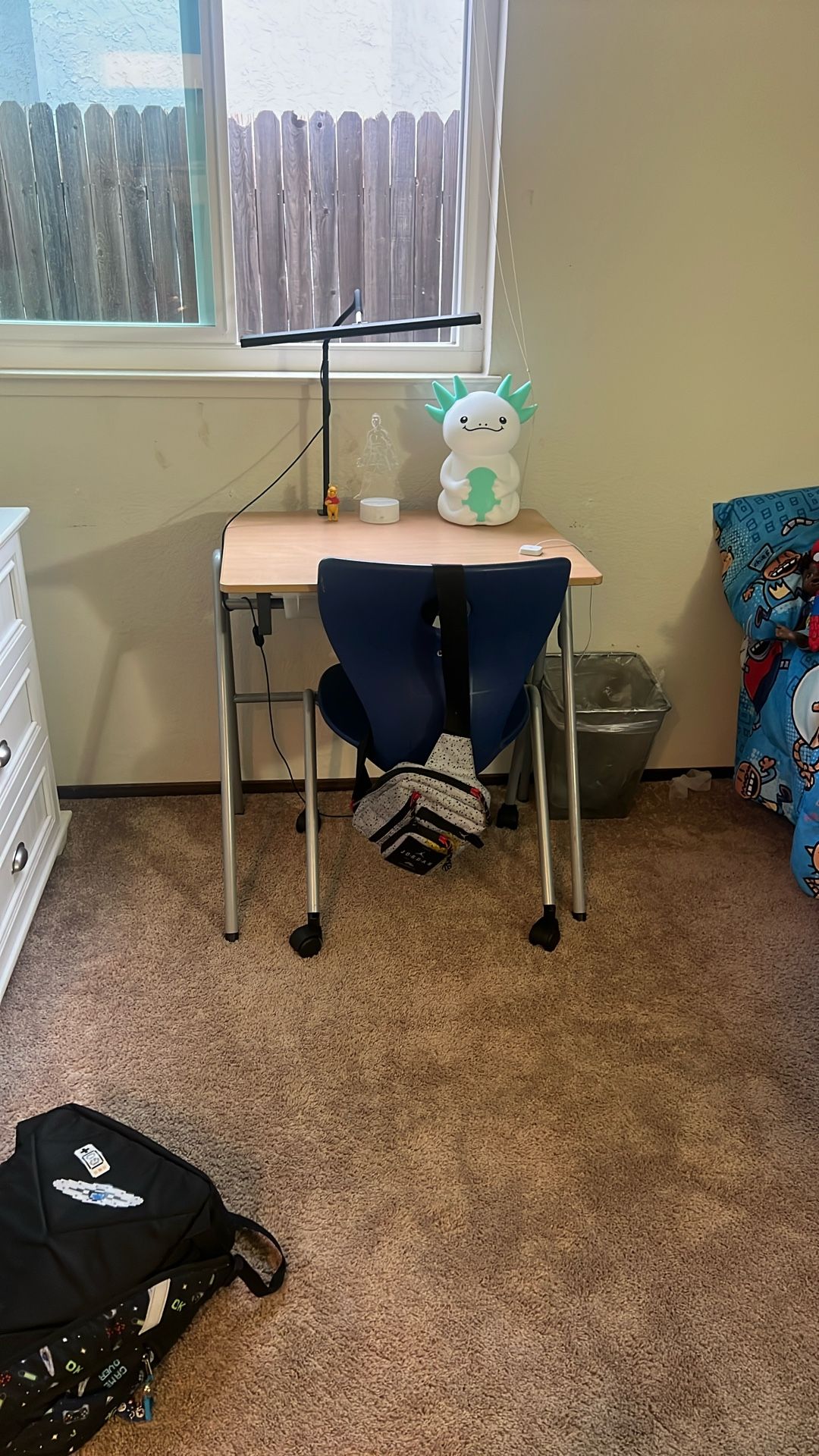 Kids Desk, chair and adjustable lamp
