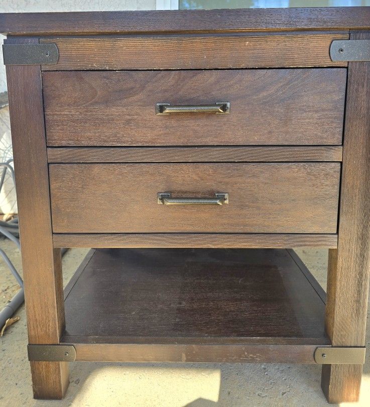 2 Side Or End Tables