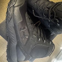 Under Armour tactical boots - Men’s Size 8