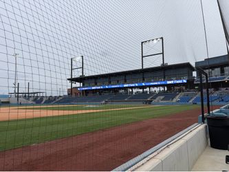 🐝Sunday 5/31 - ONT Tower Buzzers - 2 Tickets Front Row/Aisle Seats + Parking Pass (All included in price)⚾️
