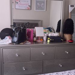 Dresser And Mirror 