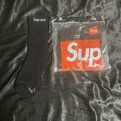 Black Hanes Supreme Socks 