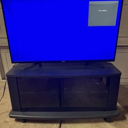 40” Inch LED FHD TV And Tv Stand (No Remote)