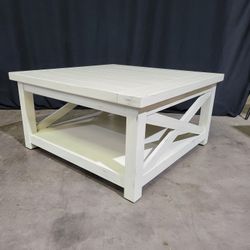 Farmhouse 2-Tier Coffee Table 