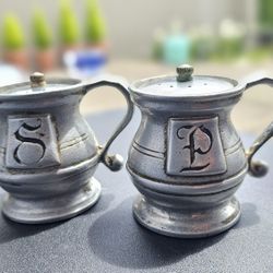 Vintage 70s RWP Wilton Armetale Pewter Salt And Pepper Shakers