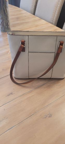Dooney bourke