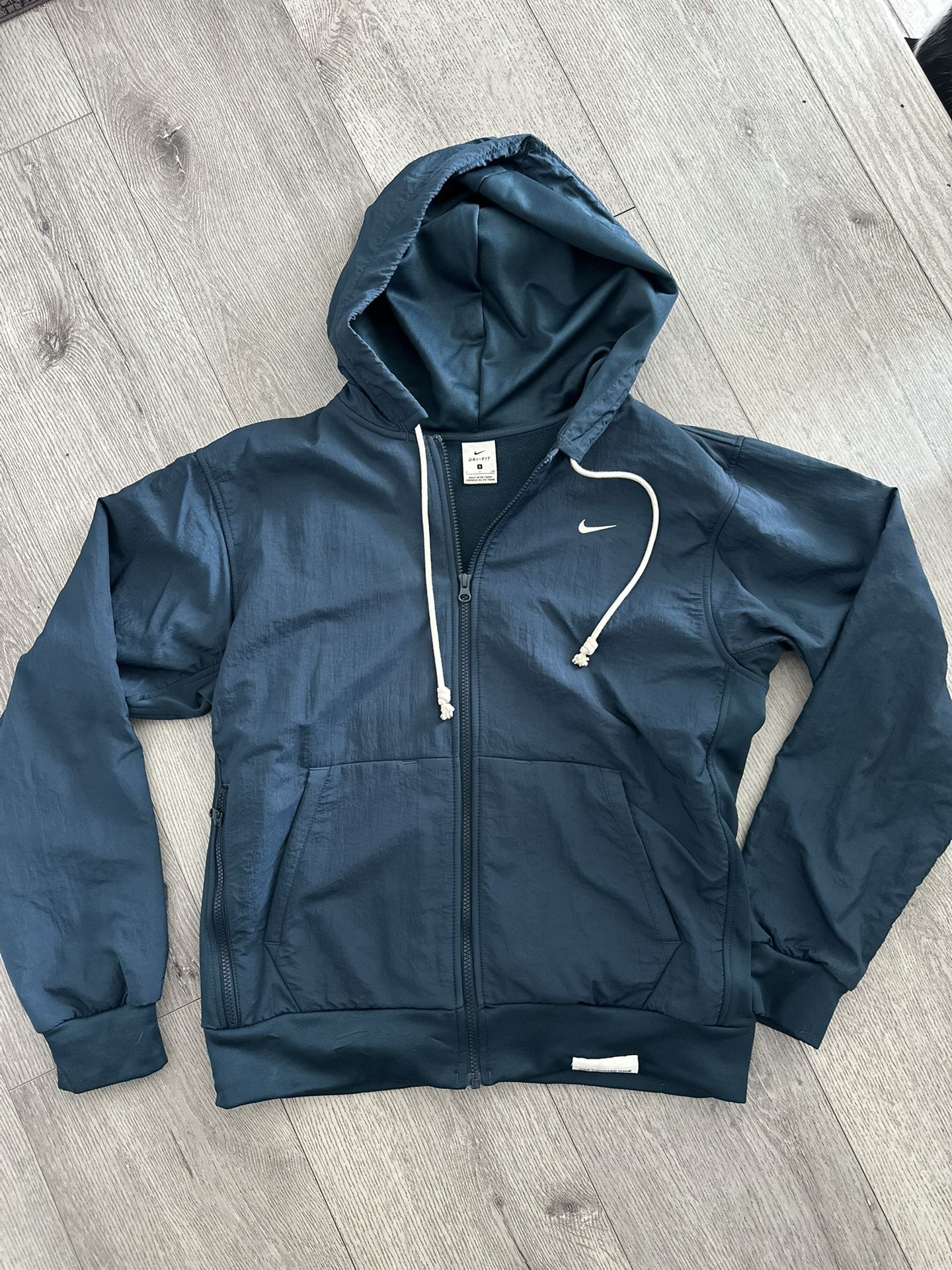 Nike Dri-Fit Windbreaker