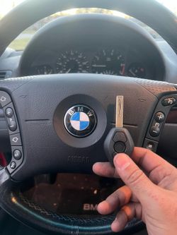 Car keys and fobs