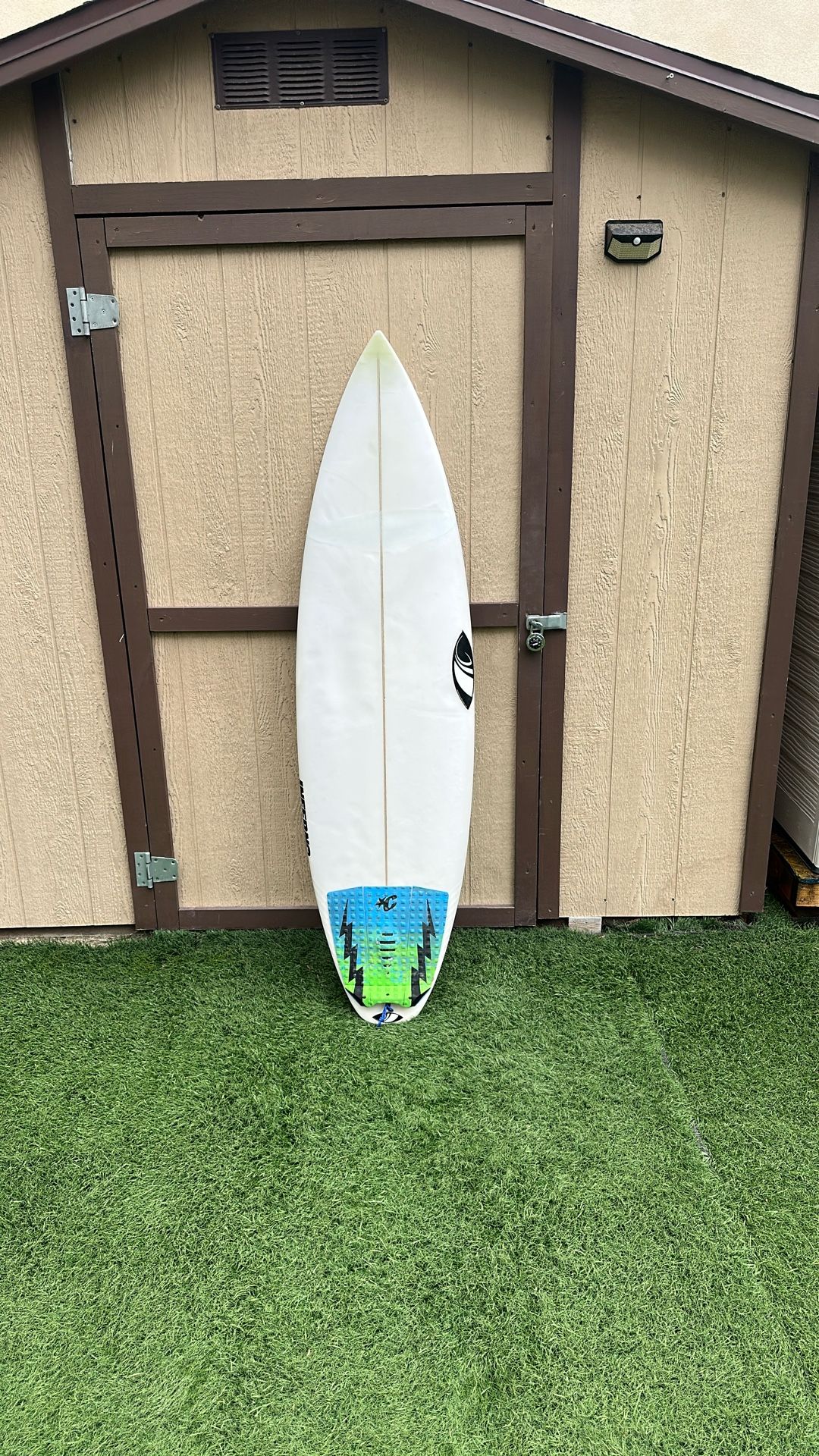 Sharp Eye Surfboards Inferno 72 PU| 5'11" 27.10 Liters