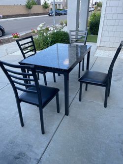 Dining Table Set