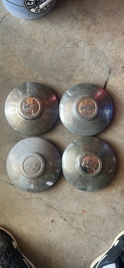 Chevy hubcaps