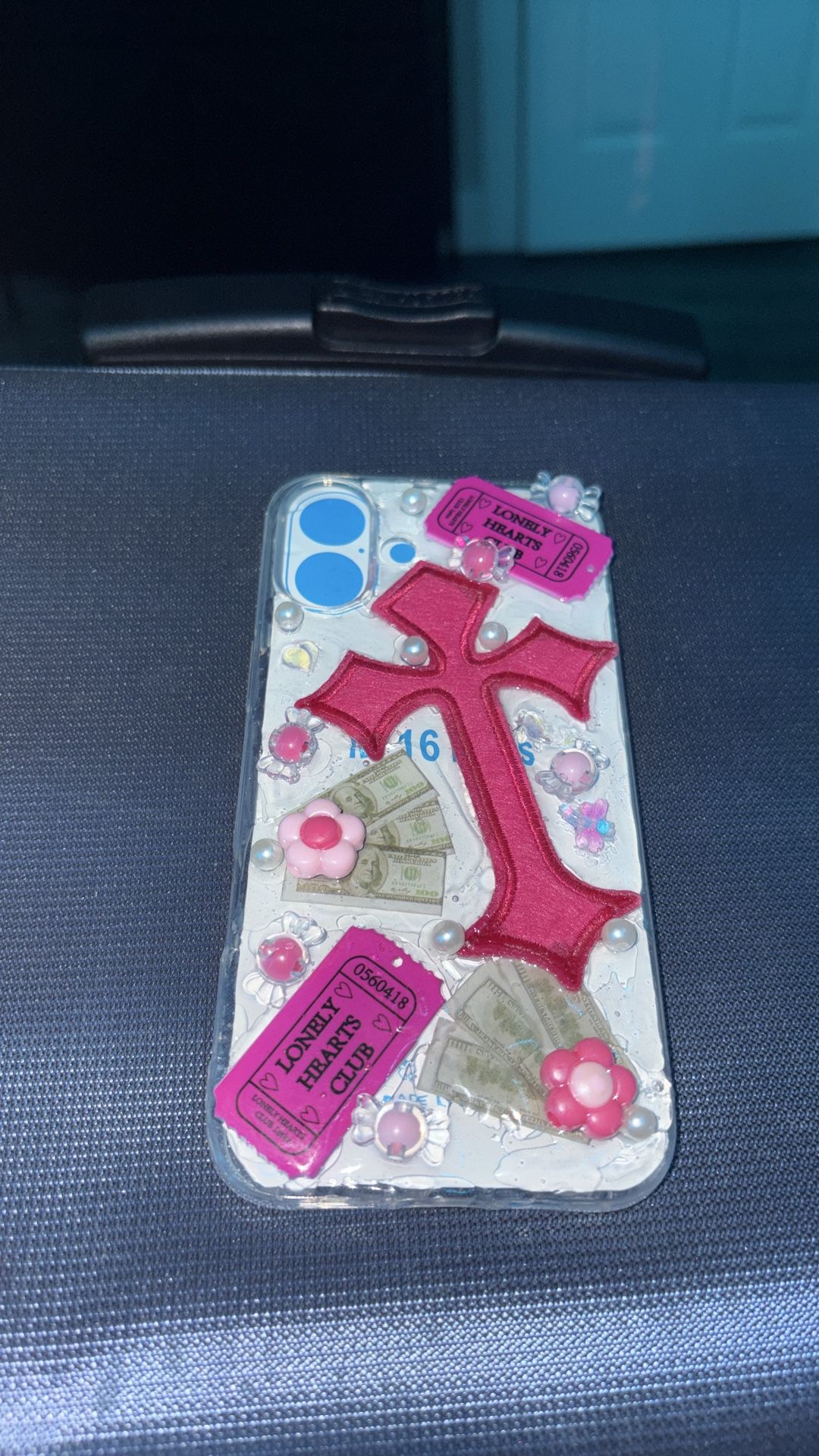 Pink iPhone 16 plus junk case