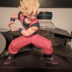 Goku Statue 