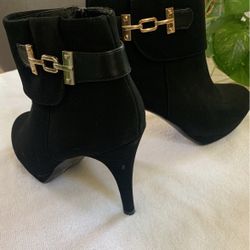 Boots High Heels, Black, Size 9.