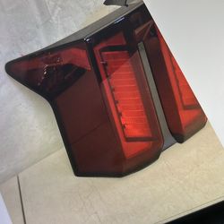 2024–20 25 Kia Sorento taillight left side LED