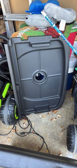 Chevy HHR Rear Cargo Floor Cover / Storage Compartment Lid