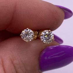 Certified 1/2 Or .5 Natural Diamond Studs 14k Gold Setting