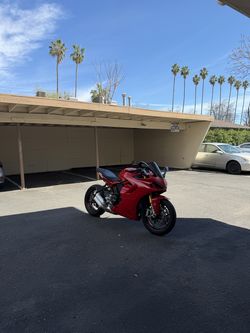 2021 Ducatti Supersport 950s