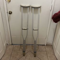 Crutches For Ninjas As Short As 5-2 Or Tall As 5-10
