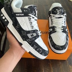 Louis Vuitton LV Trainer  Size 10 Men’s 