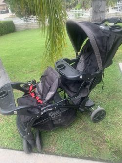 selling this stroller 