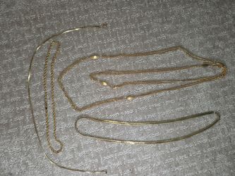 Vintage Gold Tone Necklaces