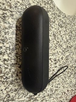 Beats Pill