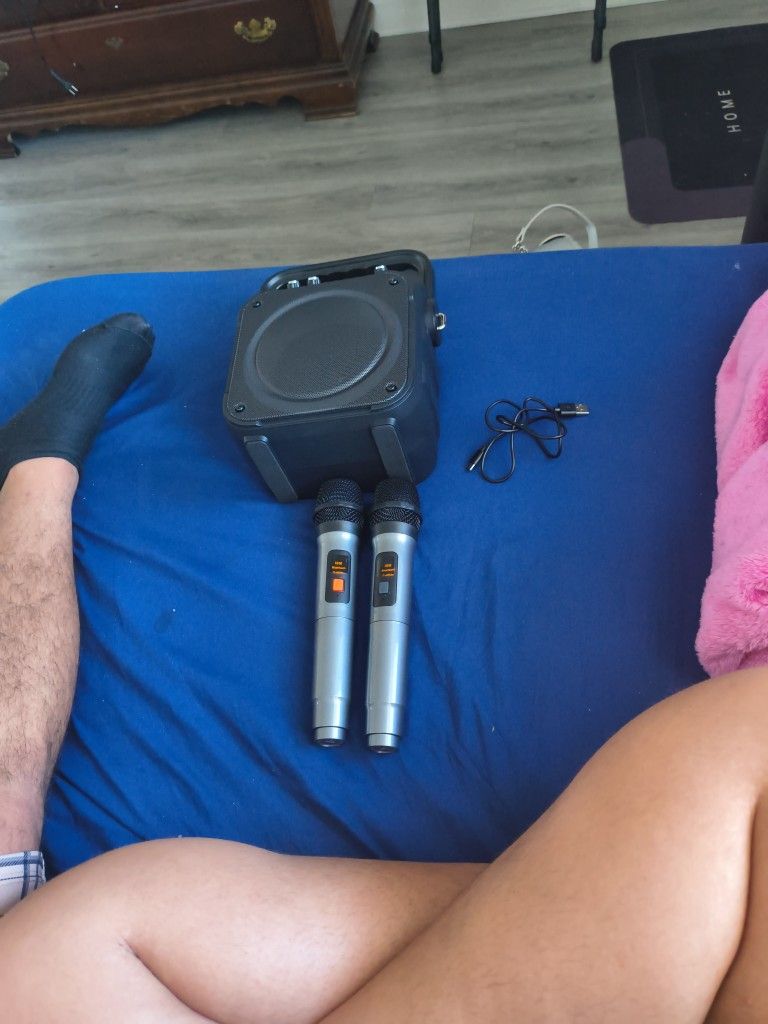 K9-M Karaoke Machine With Two Wireless Microphones