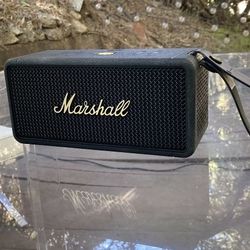 Marshall Middleton Portable Bluetooth Speaker